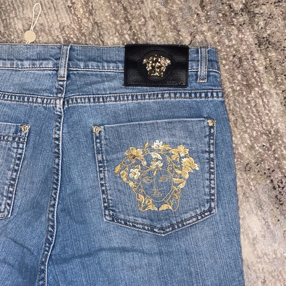 Versace light blue jeans size 28 waist. Excellent condition. - Picture 2 of 8